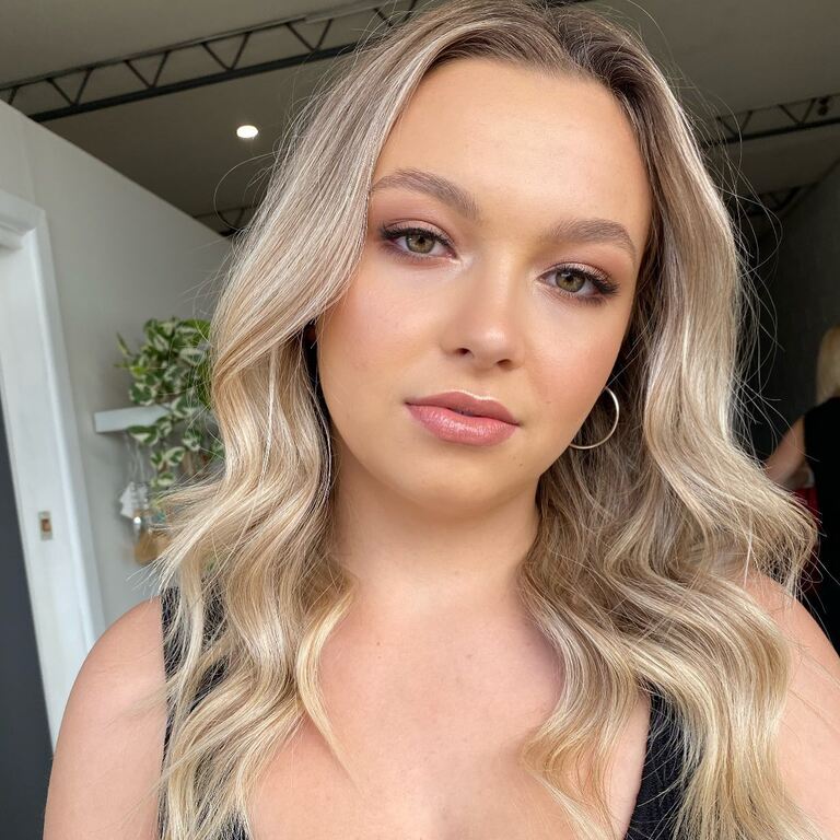 Allie Hill - Makeup Artist