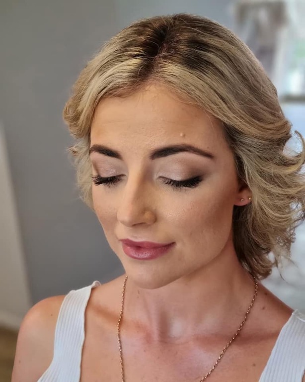 Alannah Pritchard Makeup and Nails