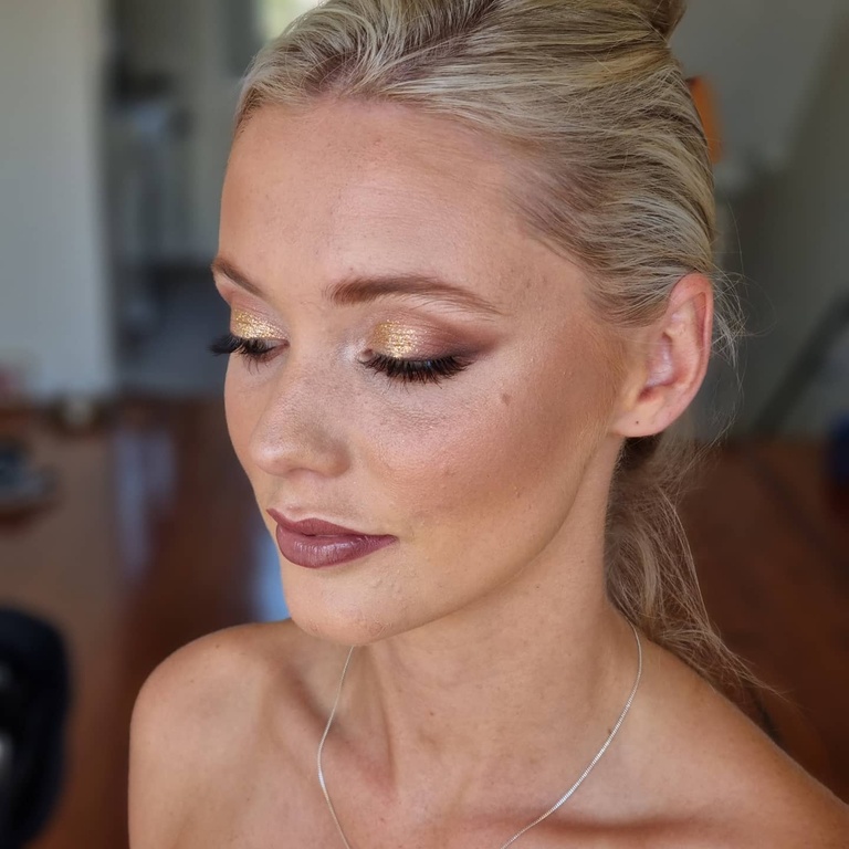 Alannah Pritchard Makeup and Nails