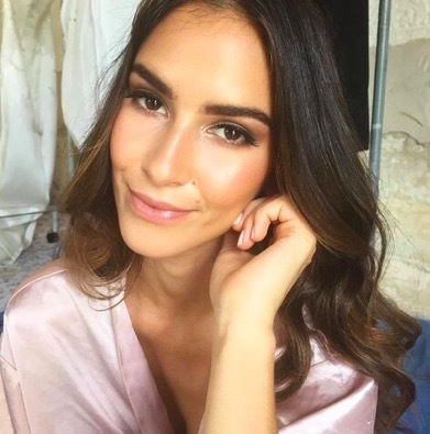 Shelley Lia Makeup Artist and Hairstylis