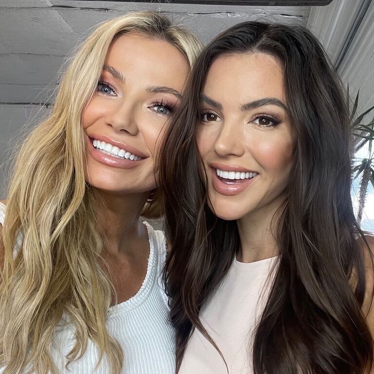 Nikki Mitchell Make-up Artist and Spray