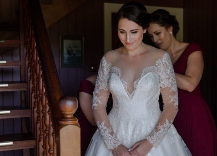 Sugar Mobile Makeup and Hair