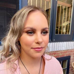 Julia Miller Makeup Artist