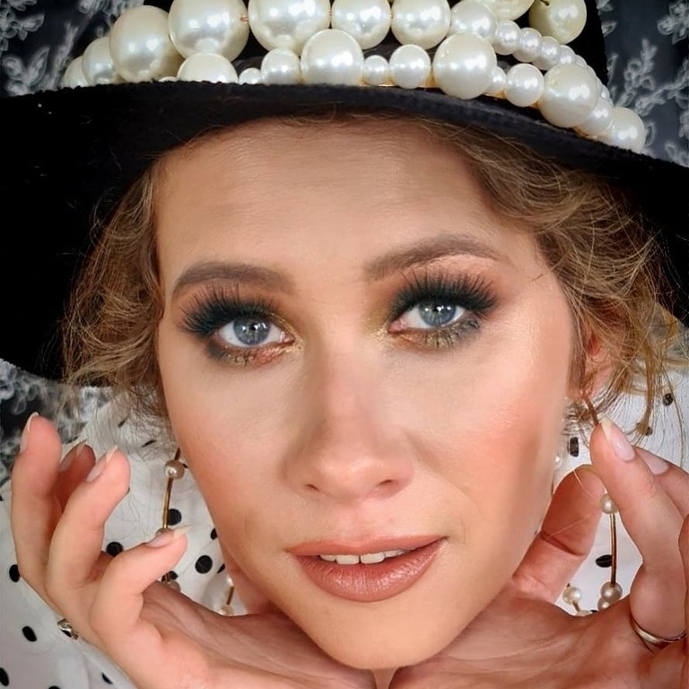 Mariia's Hair Styling and Makeup