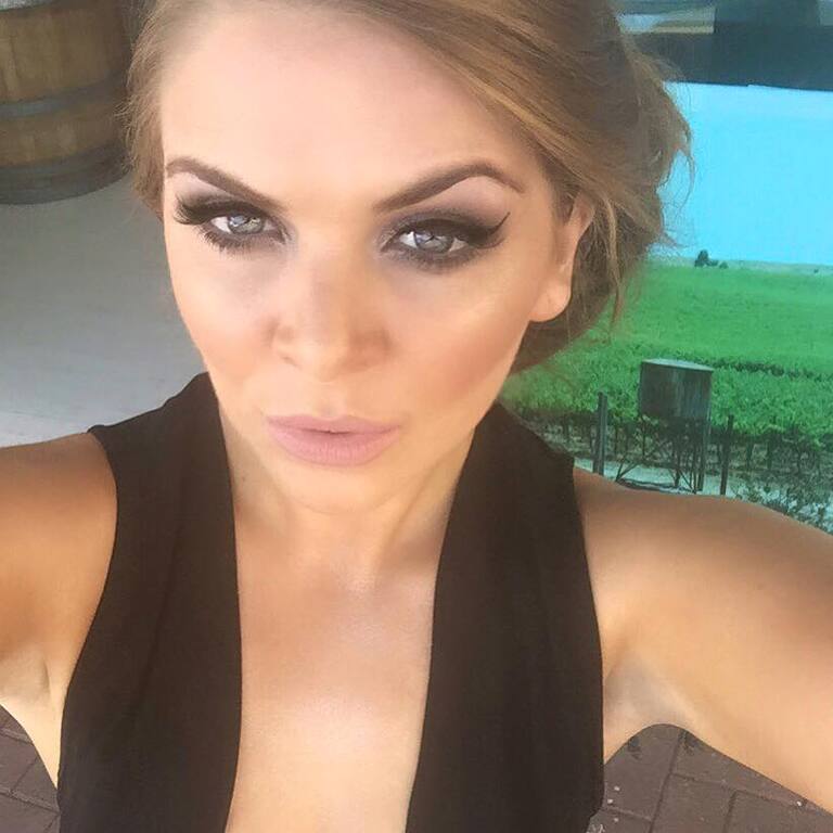 Make Up by Lauren Parkinson