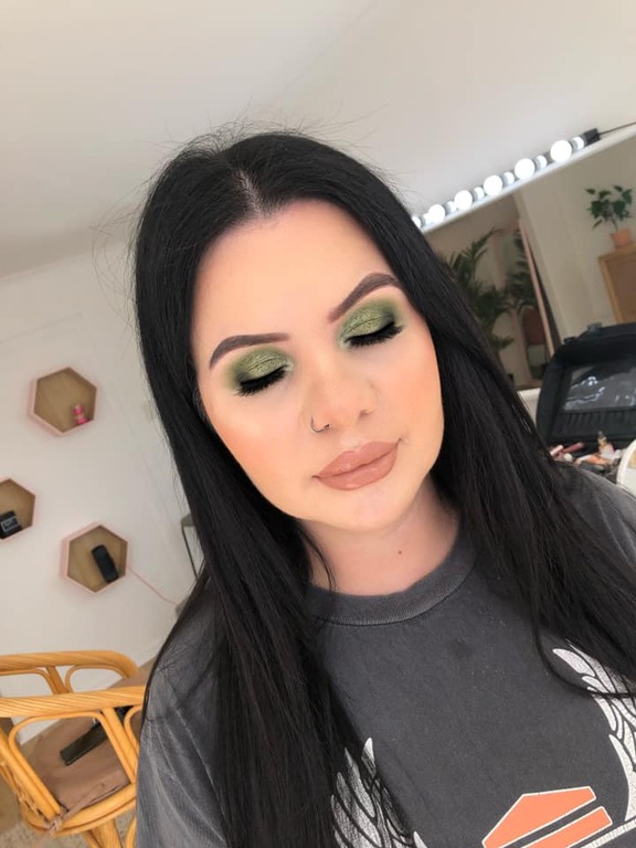 Ashleigh McCrum Makeup