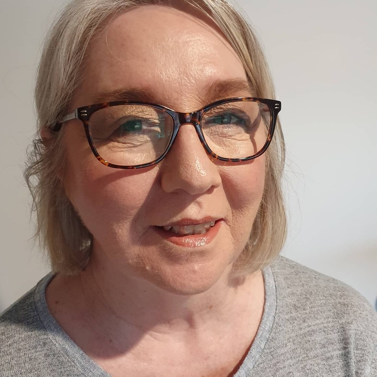 Mobile Makeup by Carissa Campbell