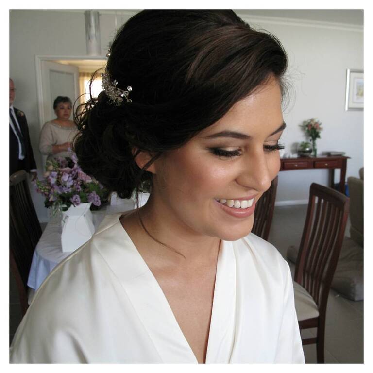 Alana Santos Makeup Artist