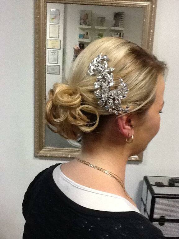 GLOW Hair and Make Up