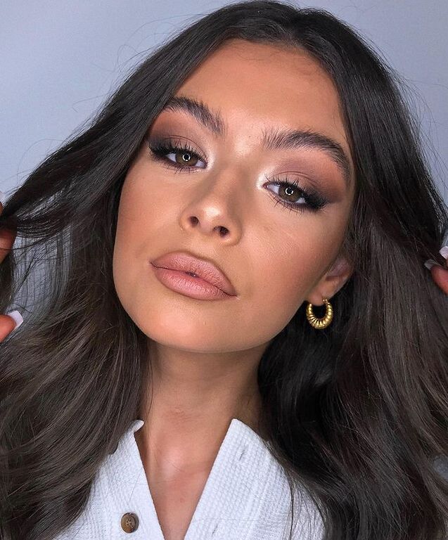 Kahla Adam Makeup Artist