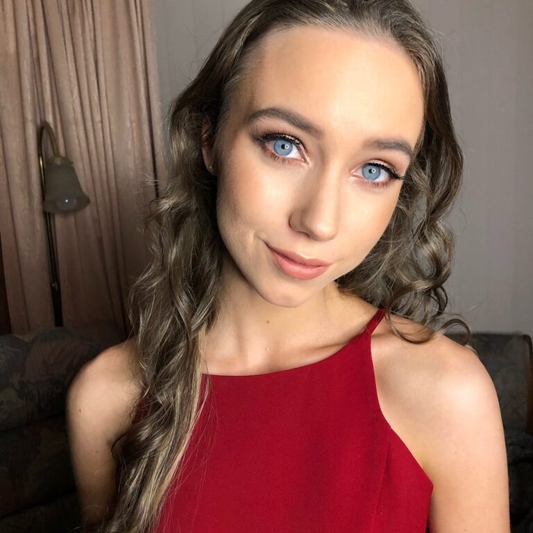 Caitlin Powell Makeup Artist