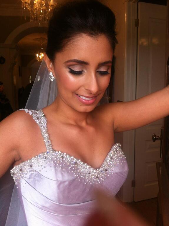 Leonie Karagiannis Makeup Artist