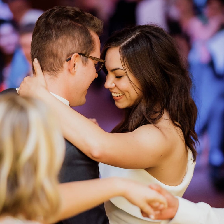 Emma McGill Makeup Artist Hair & Makeup Southern Highlands