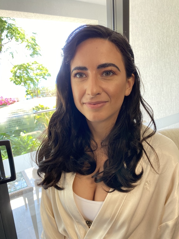 Apricate and Wild Salon