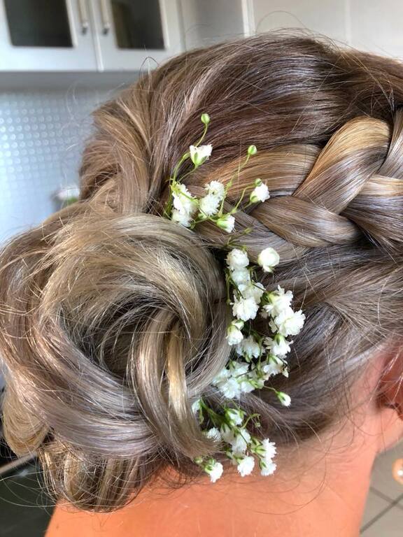 Whitsunday Hair And Makeup