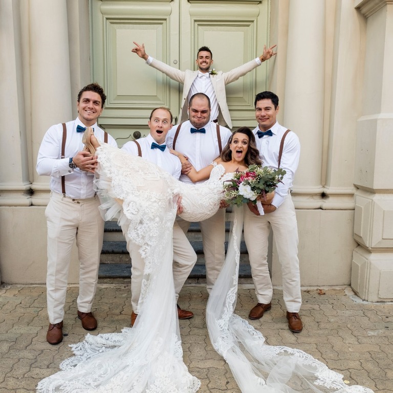 Emot Wedding Photography