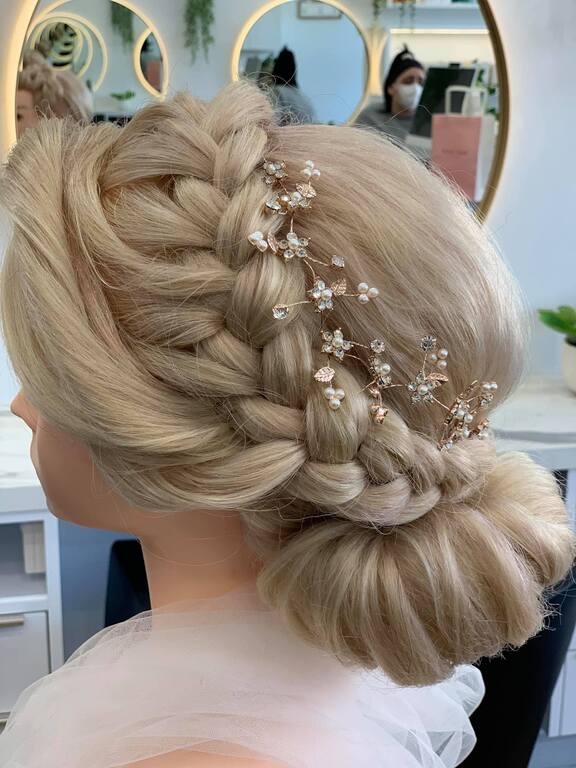 Eko Elite Bridal Hair Styling