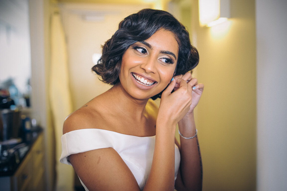 Sunshine Brides by Valentina Pintus