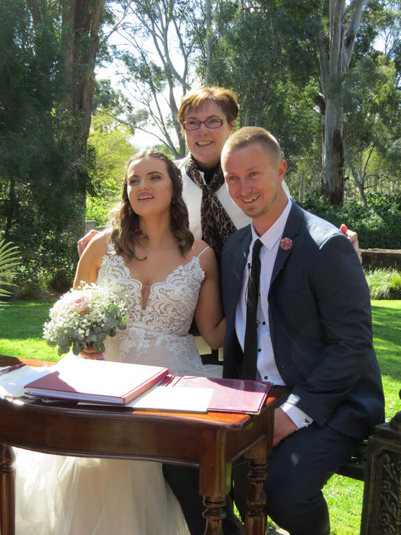 Bronwyn Dollin Celebrant