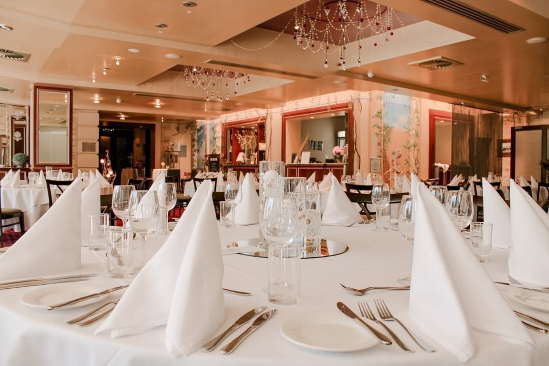 Auchendarroch House and Oak & Iron Taver