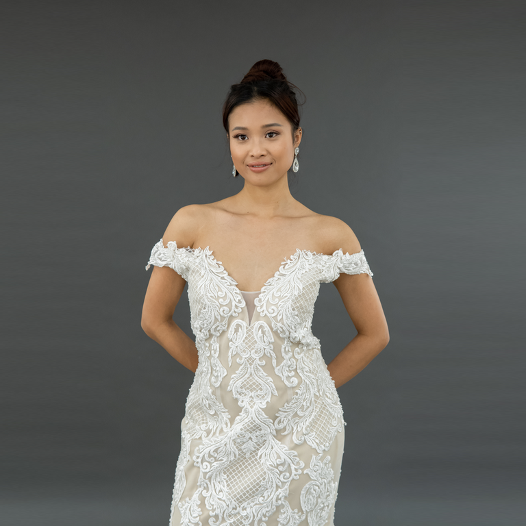 Calabro Bridal and Eveningwear