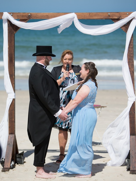 Fiona Winwood Marriage Celebrant