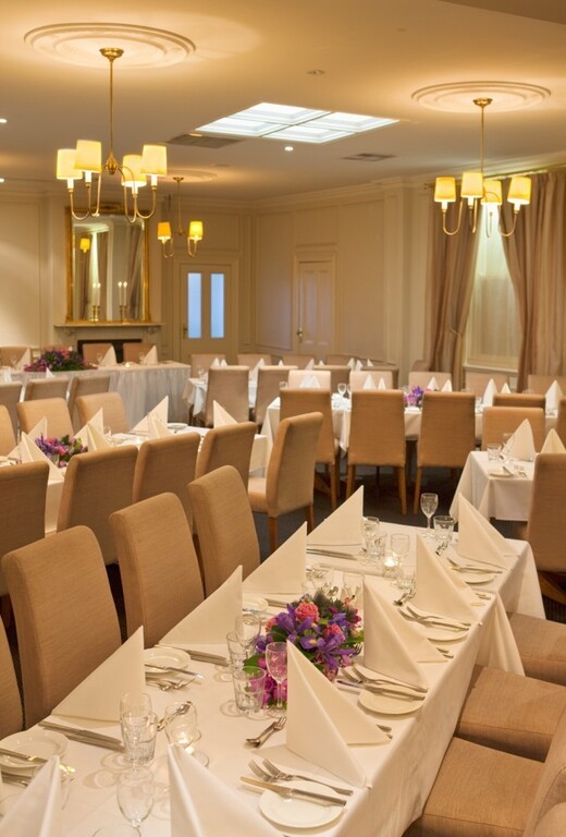 Edinburgh Hotel and Cellars