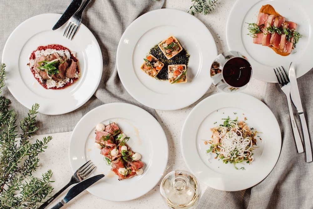 Rydges Pit Lane Hotel