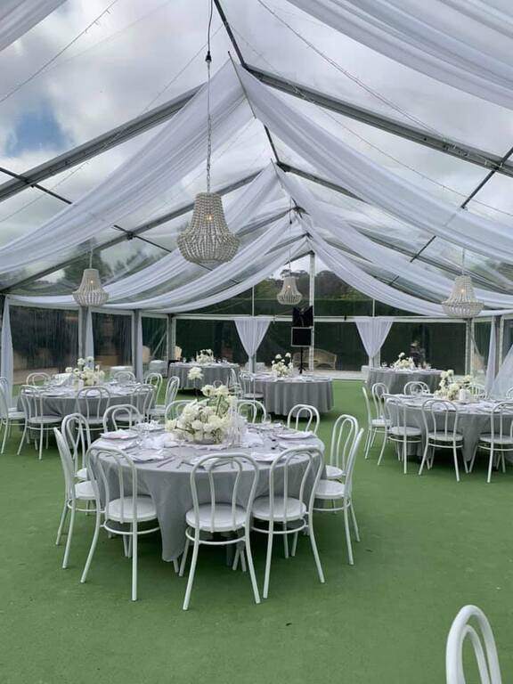 The Tipsy Gypsy Caravan Bar