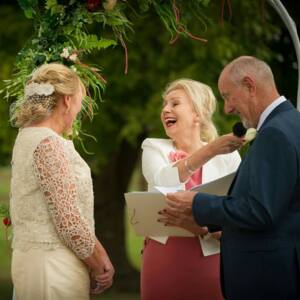 Fiona Reilly –Your Life Celebrant