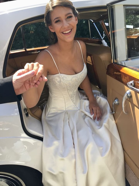 Beautiful Moments Formal and Bridal