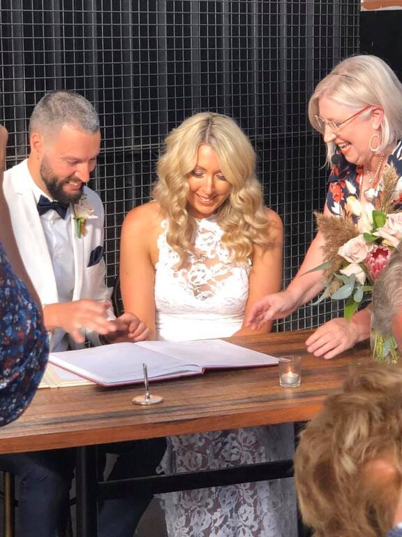 Lee-Anne Bennett Civil Celebrant