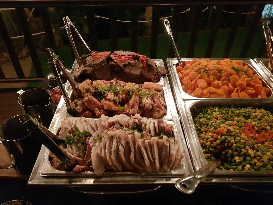 Coast To Coast The Golden Roast - Catering - Brisbane - Weddinghero.com.au