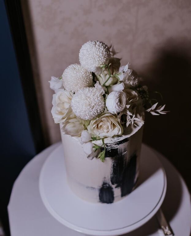 Adixions Cakes Chocolates