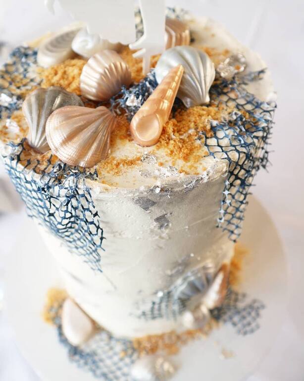 Adixions Cakes Chocolates