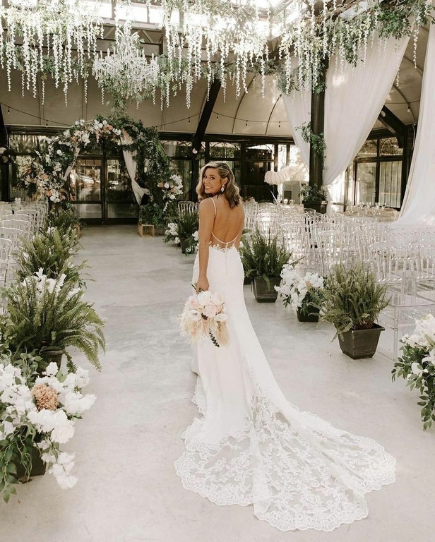 Eternal Weddings & Alterations