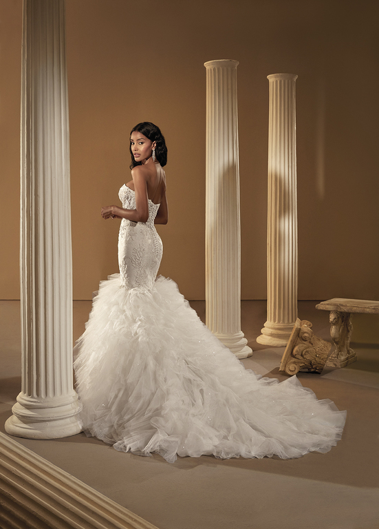 4 More Gorgeous Wedding Dresses From Vera Wang's Latest Collection for  David's Bridal | Glamour