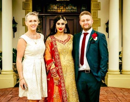 Vicki Lever Celebrant