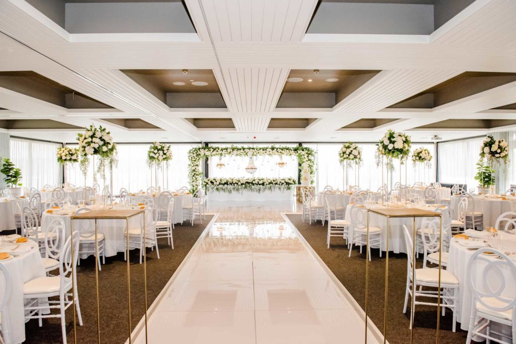 Aqua Luna Waterfront Dining