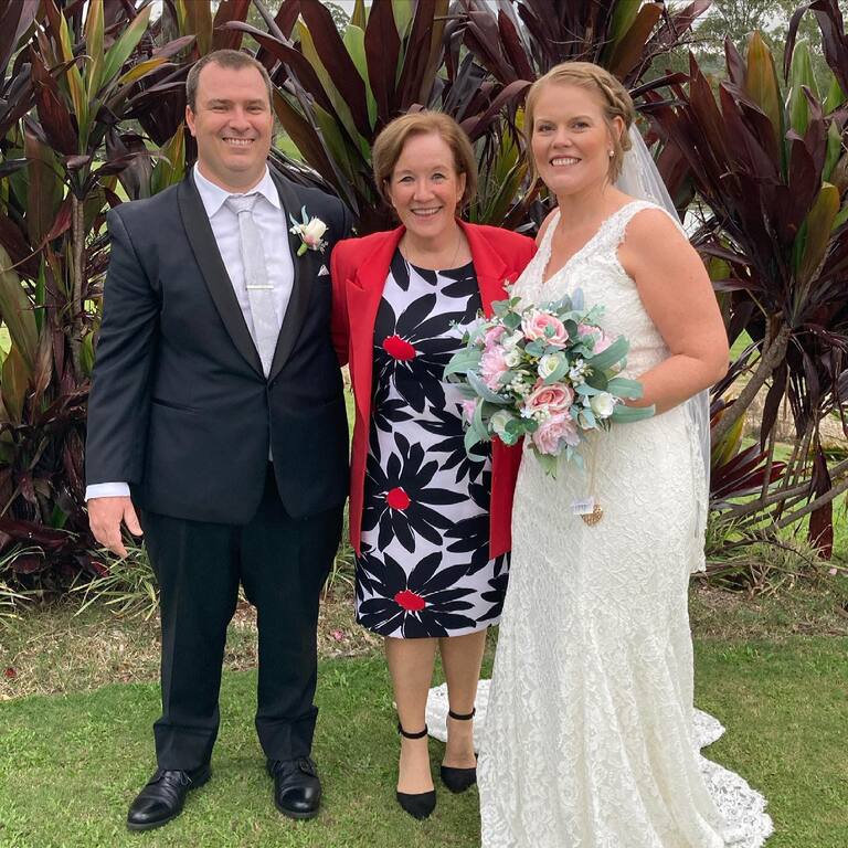 Helen Coghlan - Simply Magic Ceremonies