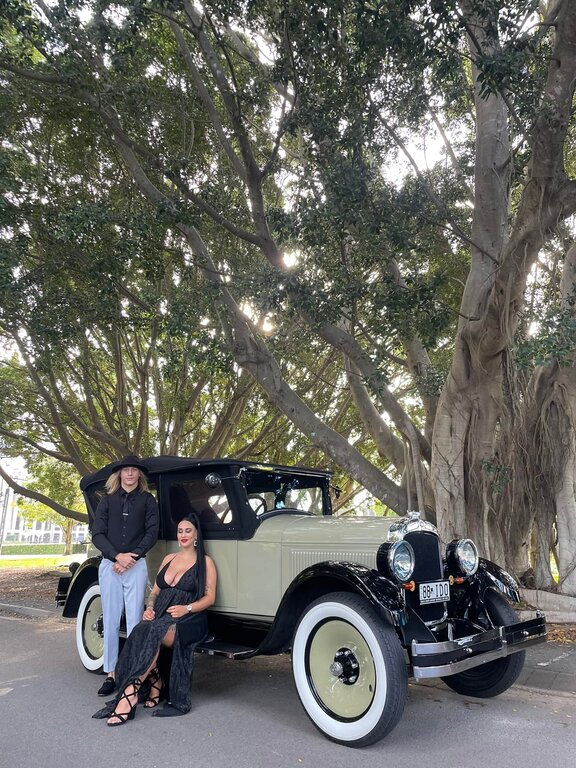 Gold Coast Luxury Vintage Car Hire Wedding Cars Gold Coast