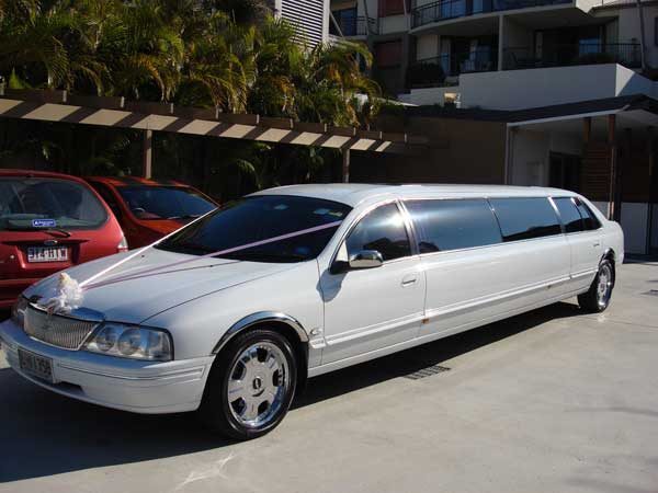 Diamond Limousines