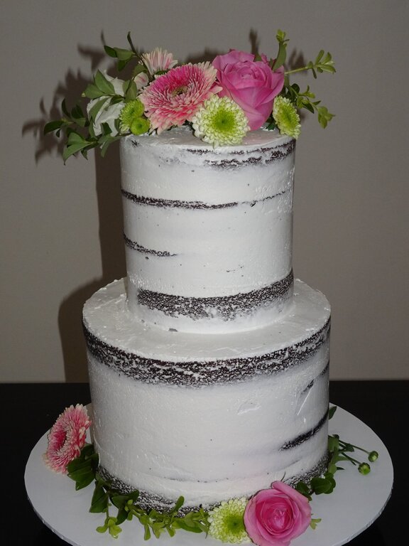 Scrummy's Cakes and Pastries