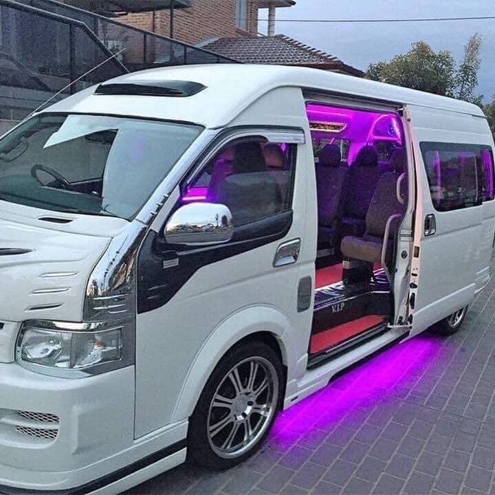 White Knight Limousines