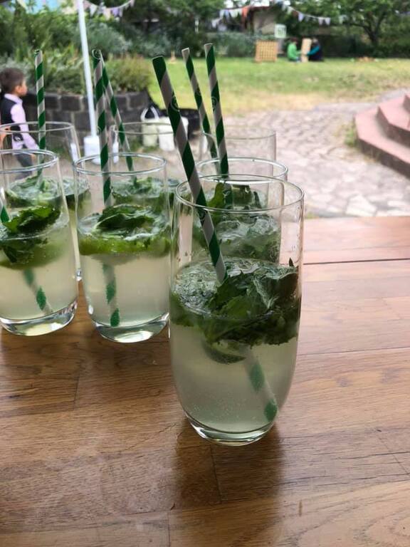 A Country Affair - Vintage Cafe and Bar