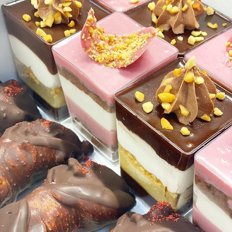 Dolce Fantasia Desserts