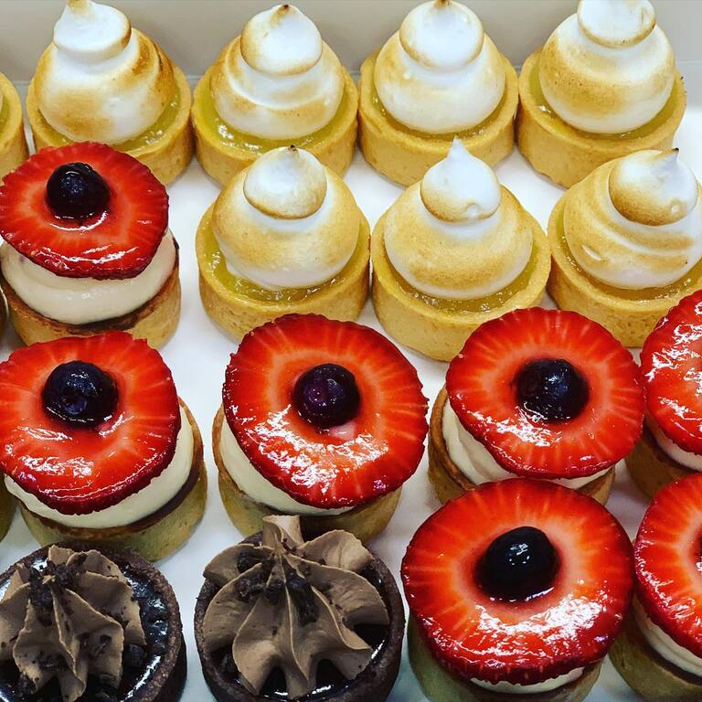 Dolce Fantasia Desserts