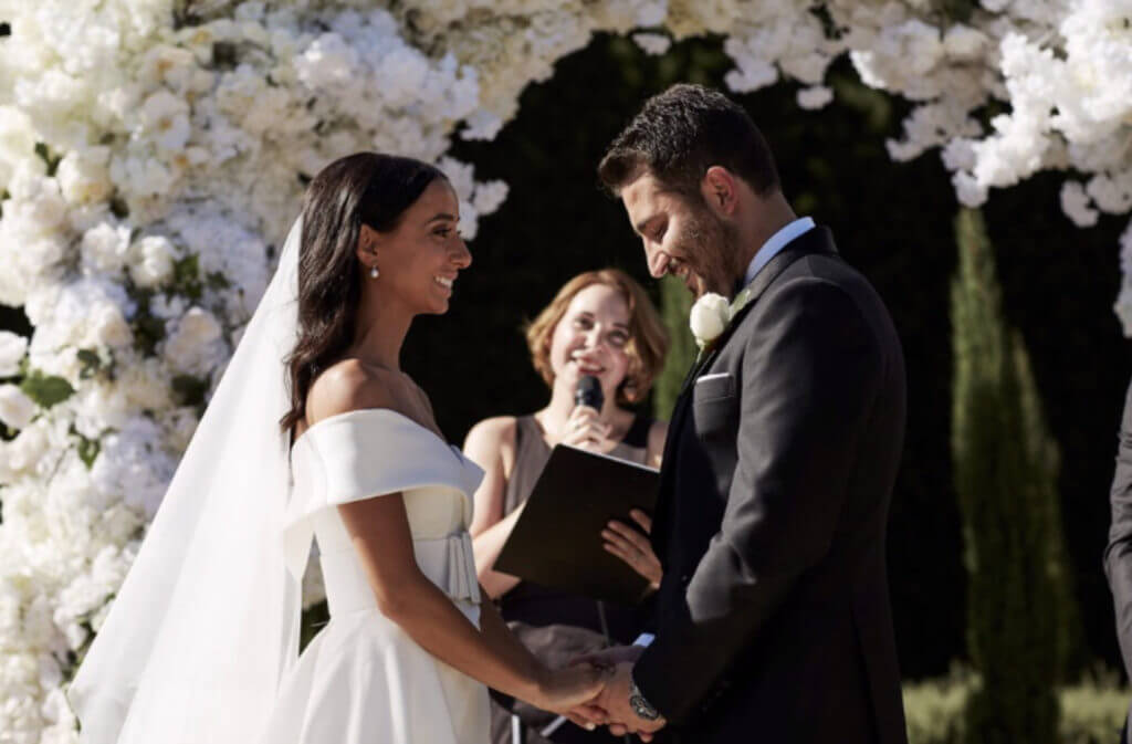 Charis White Celebrant