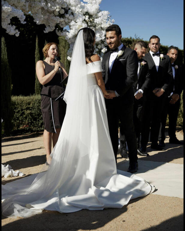 Charis White Celebrant