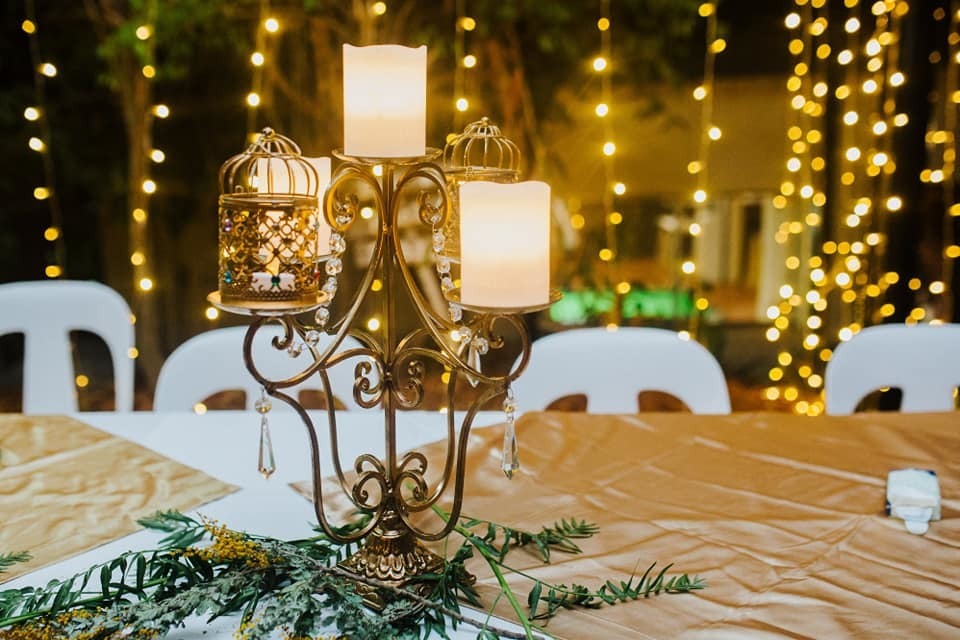 Ellis Beach Bar & Grill